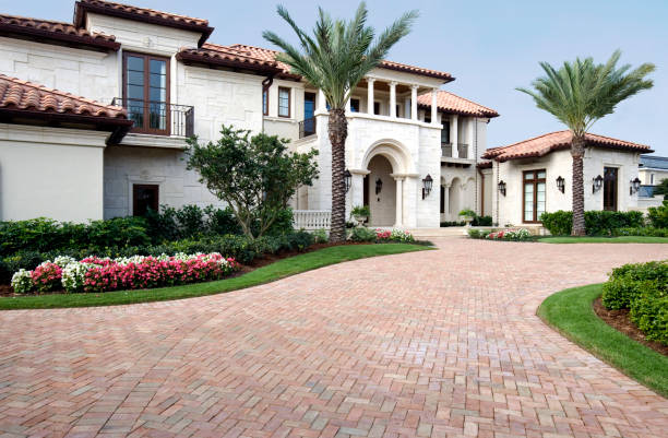 Best Driveway Paving Contractor  in Bakersfield, CA